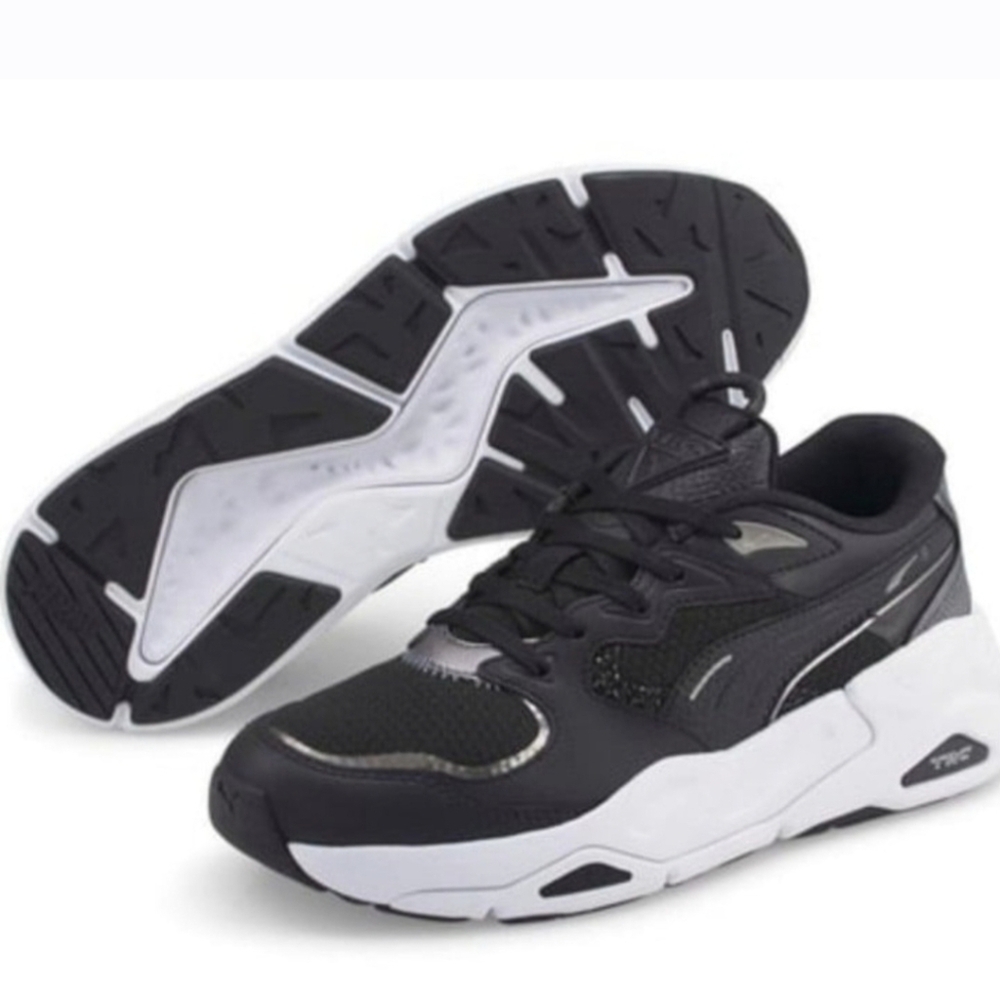 Puma TRC LookWomen's, Size 7.5Color Black. New with box.Style: 38715702